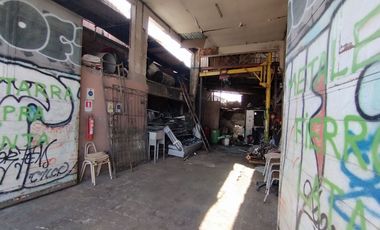 SE VENDE PROPIEDAD COMERCIAL EN AVENIDA SANTA ROSA.