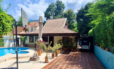Casa Entre Sanfe De Antioquia Y Sopetran, La Florida