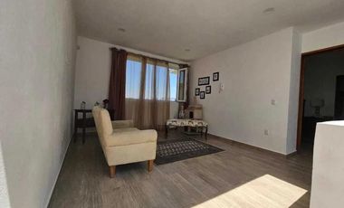 VENTA DE CASA EN LA COLONIA SANTIAGUITO EN METEPEC