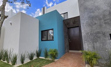 Casa en Venta en Conkal Yucatan Hermosa en Privada cerca del mar