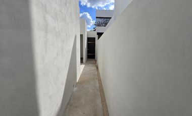 Casa en Venta en Conkal Yucatan Hermosa en Privada cerca del mar