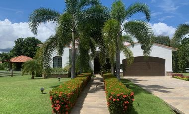 SEA CONFIABLE VENDE CASA EN HACIENDA PACIFICA