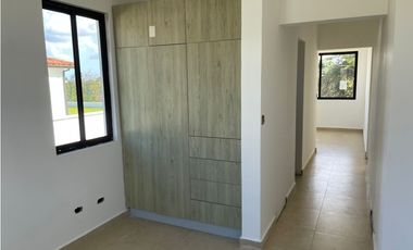 SEA CONFIABLE VENDE CASA EN HACIENDA PACIFICA