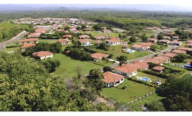 SEA CONFIABLE VENDE CASA EN HACIENDA PACIFICA