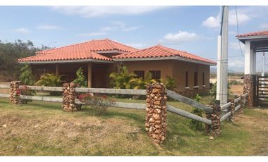 SEA CONFIABLE VENDE CASA DE CAMPO RODEO VIEJO COUNTRY