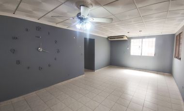 Se Vende Casa en Valle Dorado- La Chorrera (DR)