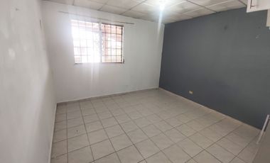 Se Vende Casa en Valle Dorado- La Chorrera (DR)