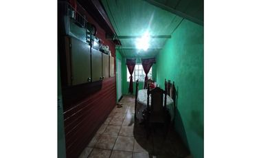 CASA DE MADERA ZONA FANGIO Y COCOMAROLA