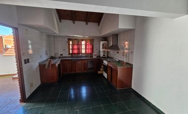 Duplex en venta en Wilde