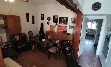 Casa en venta en Ramos Mejia Sur