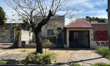 Casa en venta en Sarandi Este