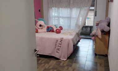 Casa PH en venta en Sarandi Este
