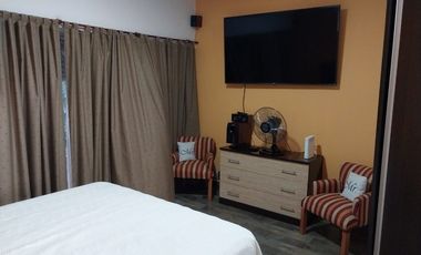 Casa PH en venta en Sarandi Este