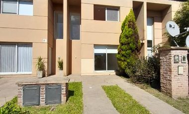 Duplex en alquiler en Altos de Hudson II