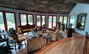 Casa en venta en LA REINA