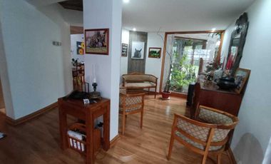 Casa en venta en LA REINA