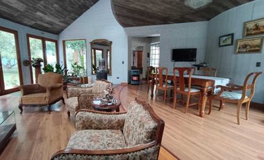Casa en venta en LA REINA