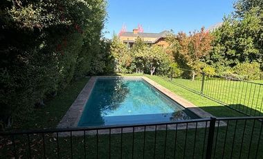 Casa en Arriendo en Golf de Manquehue//Av. Parque//Camino Los Trapeneses