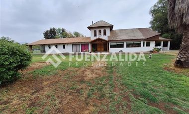 Casa en Venta en Av Peñaflor Berlin Camino del Diablo