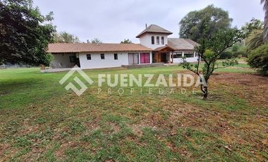 Casa en Venta en Av Peñaflor Berlin Camino del Diablo