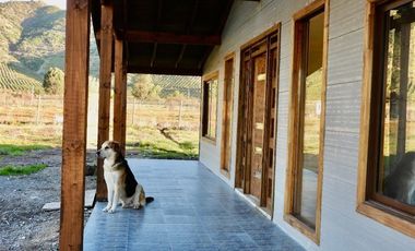Casa en Venta en PARCELA 5400 m2 CON NUEVA Y ESPACIOSA CASA 4D 3B Y LOGIA, PRECIO CONVERSABLE. LA PATAGUA, CHOMEDAHUE