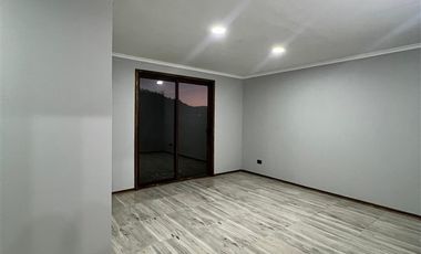 Parcela en Venta en PARCELA 5400 m2 CON NUEVA Y ESPACIOSA CASA 4D 3B Y LOGIA, PRECIO CONVERSABLE. LA PATAGUA, CHOMEDAHUE