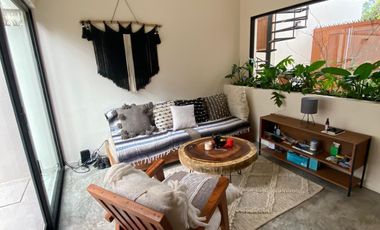 EN VENTA CASA UNICA EN ALDEA JABIN TULUM