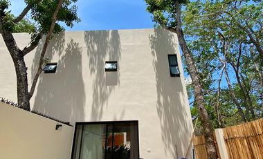 EN VENTA CASA UNICA EN ALDEA JABIN TULUM