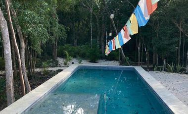 CASA ECOLOGICA EN VENTA EN TULUM A 15 MINUTOS DE LA ZONA URBANA