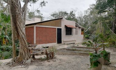CASA ECOLOGICA EN VENTA EN TULUM A 15 MINUTOS DE LA ZONA URBANA