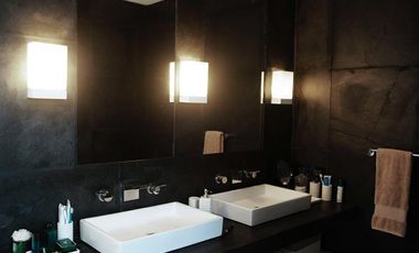 TULUM  HERMOSA VILLA EN VENTA SOBRE AVENIDA LA SELVA EN RESIDENCIAL