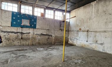 VENTA DE CASA PARA REMODELAR EN  TLAHUAC, A UNOS METROS DEL METRO LOS OLIVOS