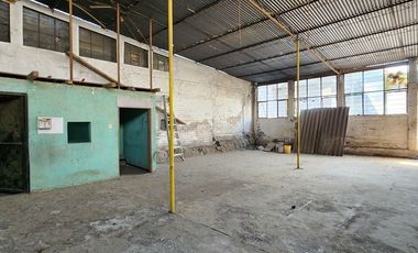 VENTA DE CASA PARA REMODELAR EN  TLAHUAC, A UNOS METROS DEL METRO LOS OLIVOS