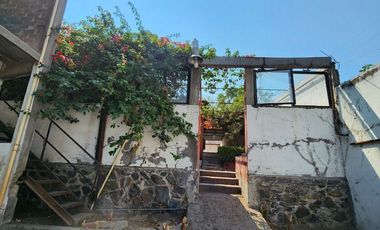 VENTA DE CASA PARA REMODELAR EN  TLAHUAC, A UNOS METROS DEL METRO LOS OLIVOS