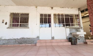 VENTA DE CASA PARA REMODELAR EN  TLAHUAC, A UNOS METROS DEL METRO LOS OLIVOS