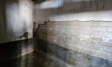 VENTA DE CASA PARA REMODELAR EN  TLAHUAC, A UNOS METROS DEL METRO LOS OLIVOS