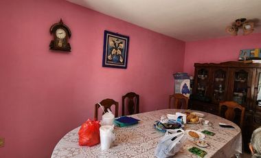 VENTA DE CASA PARA REMODELAR EN  TLAHUAC, A UNOS METROS DEL METRO LOS OLIVOS