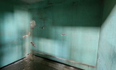 VENTA DE CASA PARA REMODELAR EN  TLAHUAC, A UNOS METROS DEL METRO LOS OLIVOS