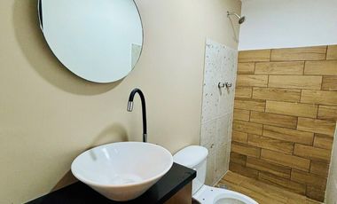 Excelente casa con doble frente y jardín cerca de Plaza Ankara