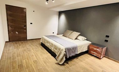 Excelente casa con doble frente y jardín cerca de Plaza Ankara