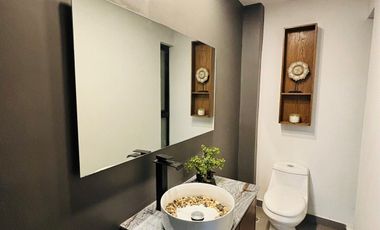 Excelente casa con doble frente y jardín cerca de Plaza Ankara