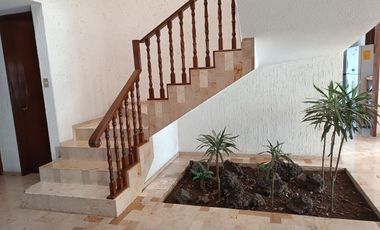 Casa RENTA Tecamachalco Av bosques
