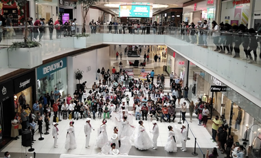 LOCALES  EN RENTA EN PLAZA PASEO INTERLOMAS MALLTERTAINMENTS