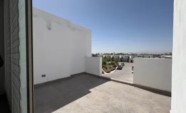 Townhouse de 4 Recámaras Equipado en Zona Norte