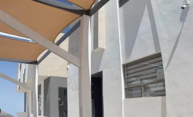 Townhouse de 4 Recámaras Equipado en Zona Norte