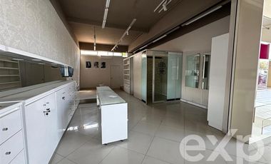 Local Comercial en Arriendo en Avda. El TRANQUE