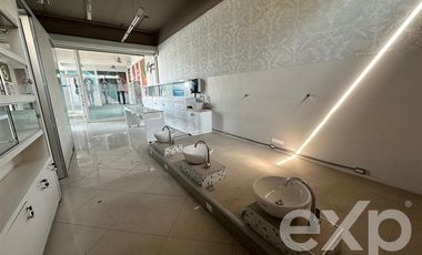 Local Comercial en Arriendo en Avda. El TRANQUE