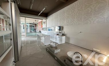 Local Comercial en Arriendo en Avda. El TRANQUE