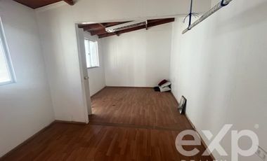 Casa en Arriendo en Agustinas 1917