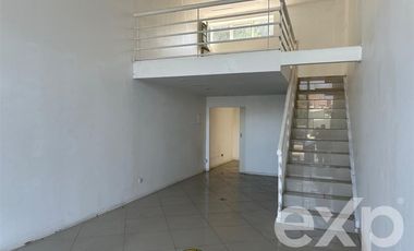 Local Comercial en Arriendo en Avda. El TRANQUE